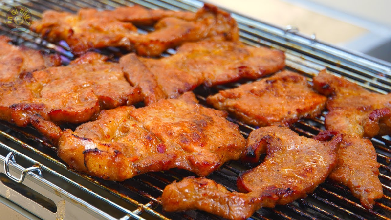 Bí quyết ướp thịt để bán cơm tấm cho người mới bắt đầu